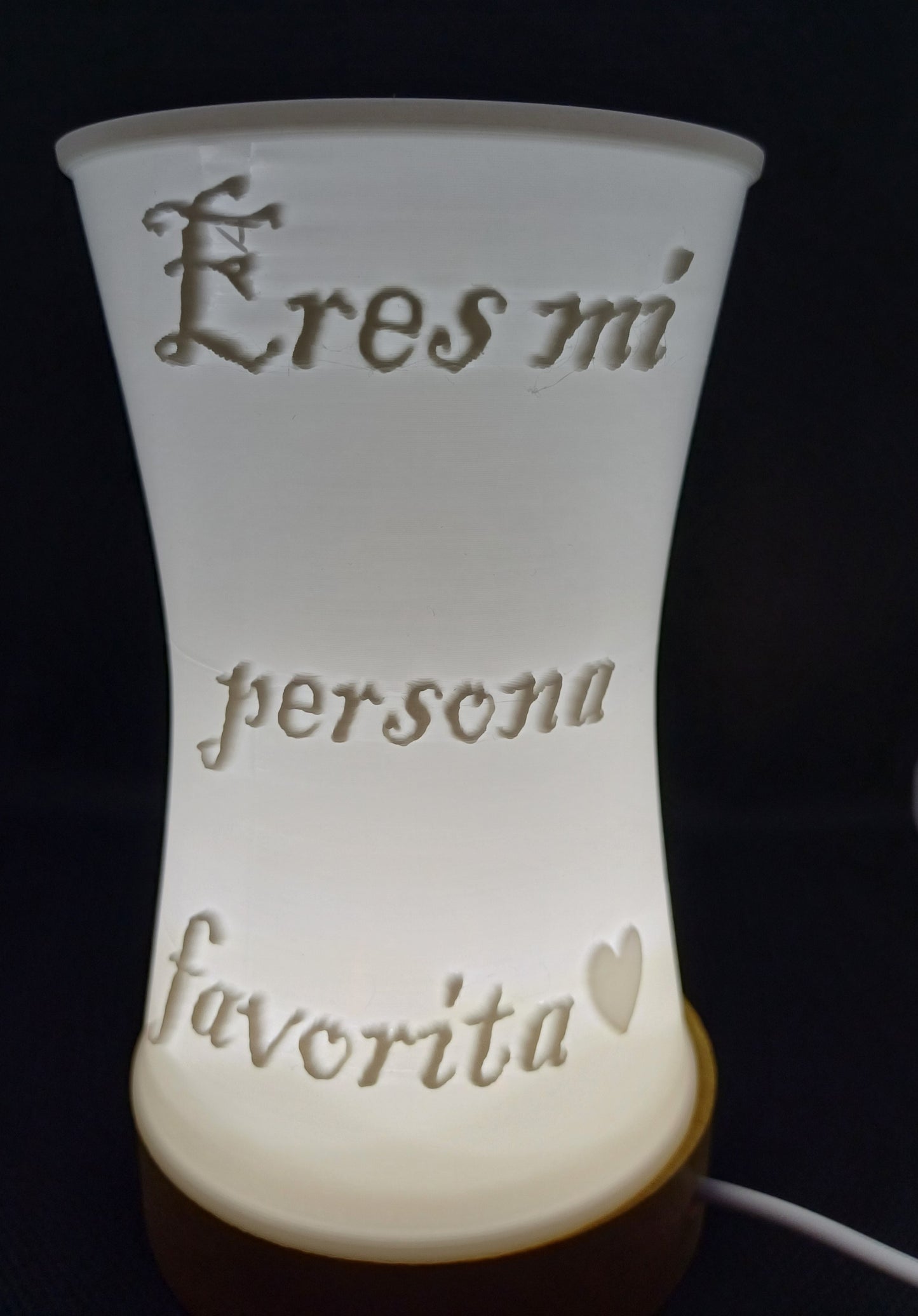 Lámpara Tubo Personalizada – Ilumina tus Recuerdos