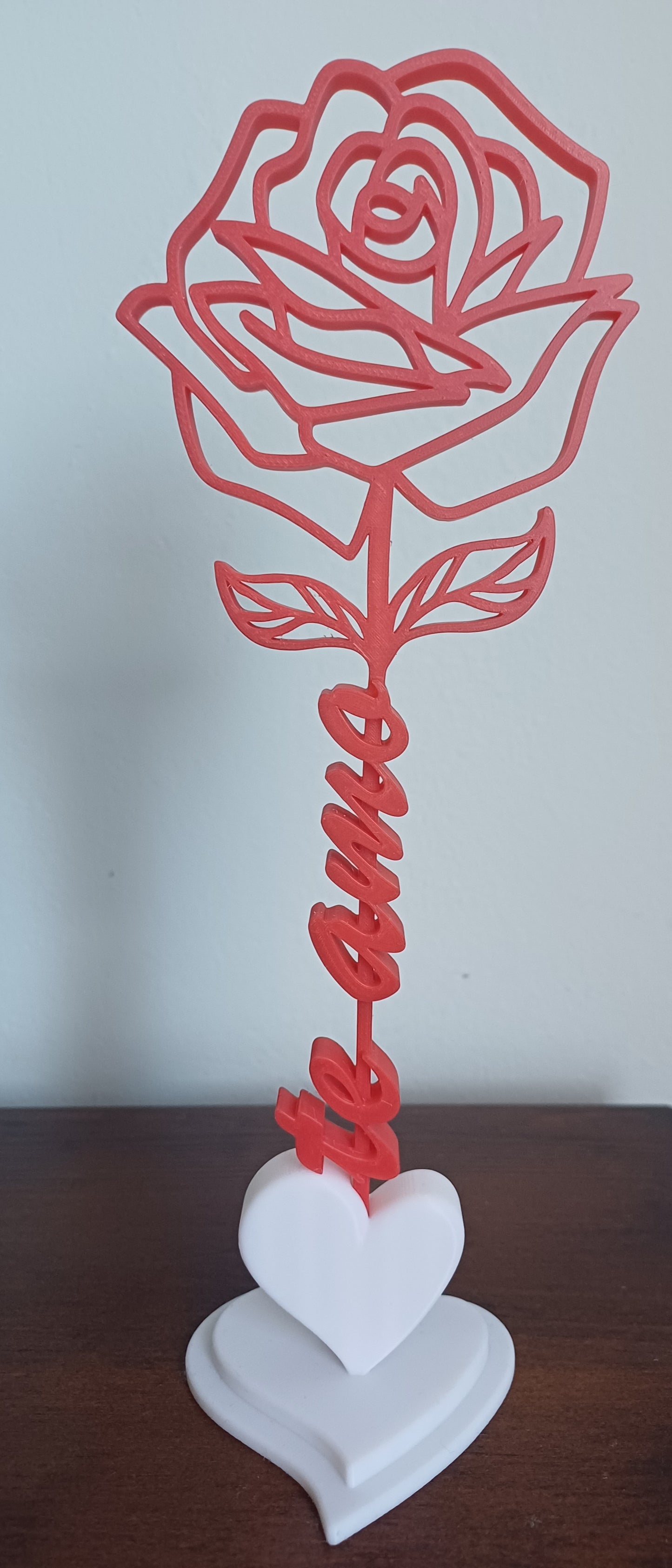 Rosa con texto o personalizable con pie de corazón